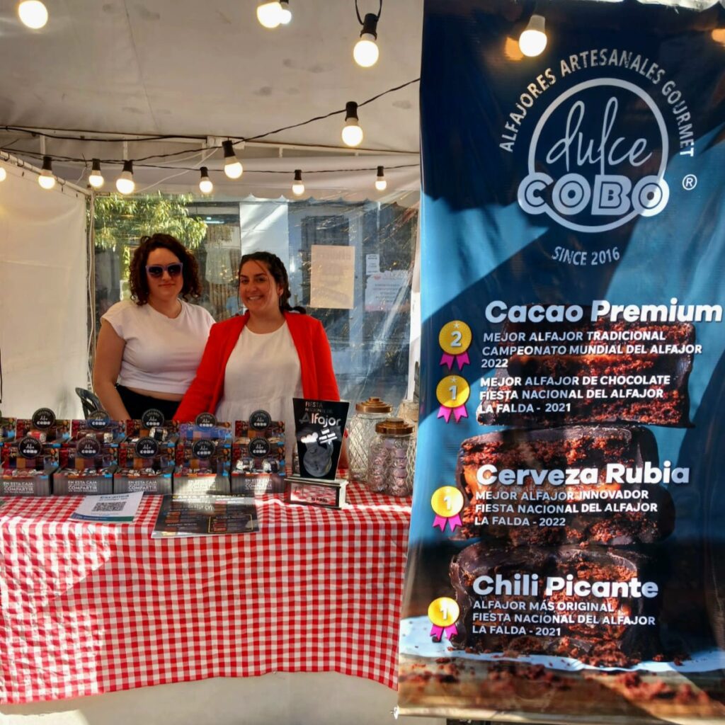 El Alfajor Marchiquitense Dulce Cobo Multipremiado En La Fiesta